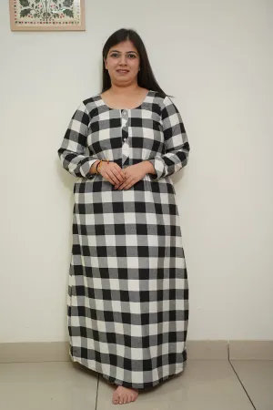 Classic Plaid Woollen Night Gown