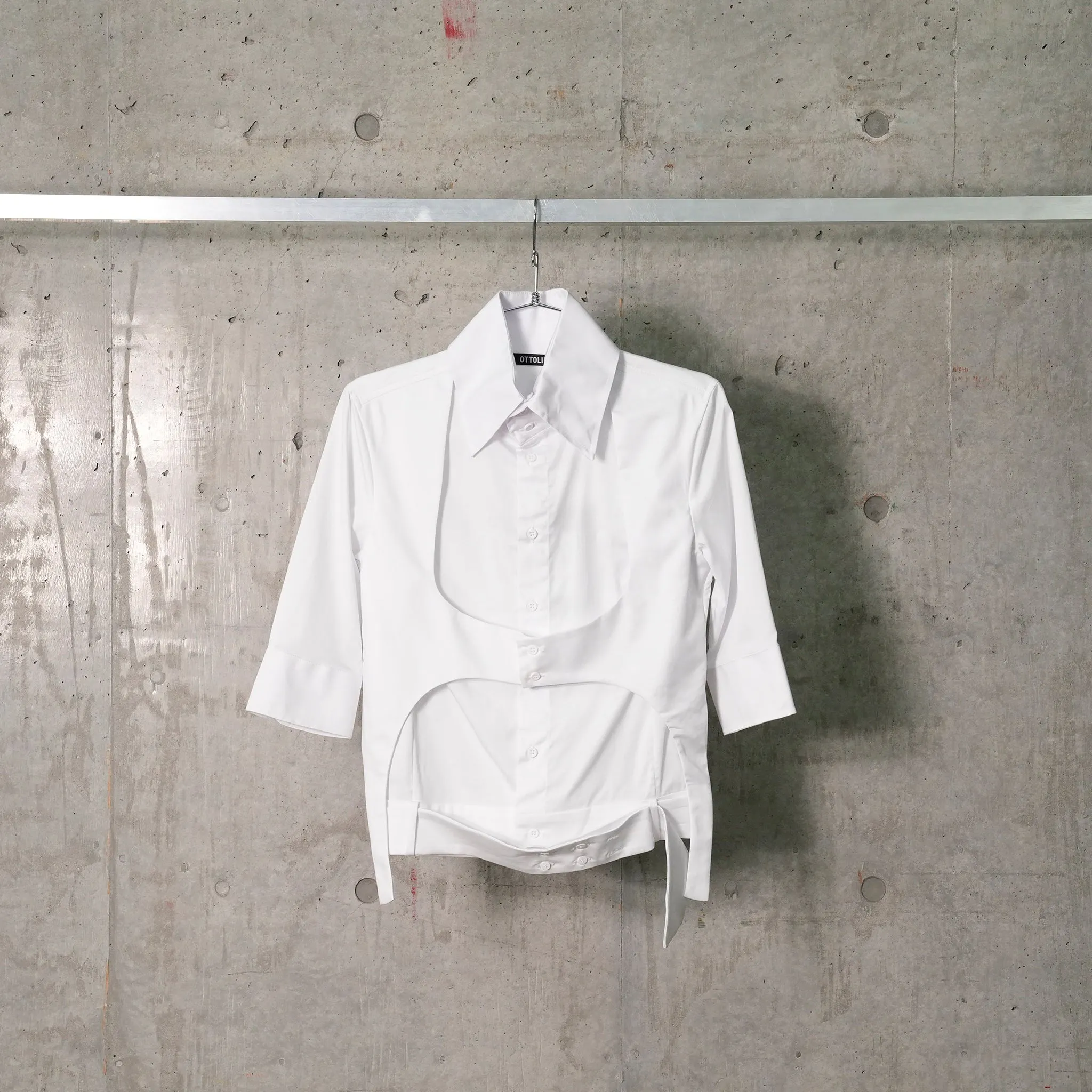 HIGH COLLAR SHORT SLEEVE SHIRT / WHITE