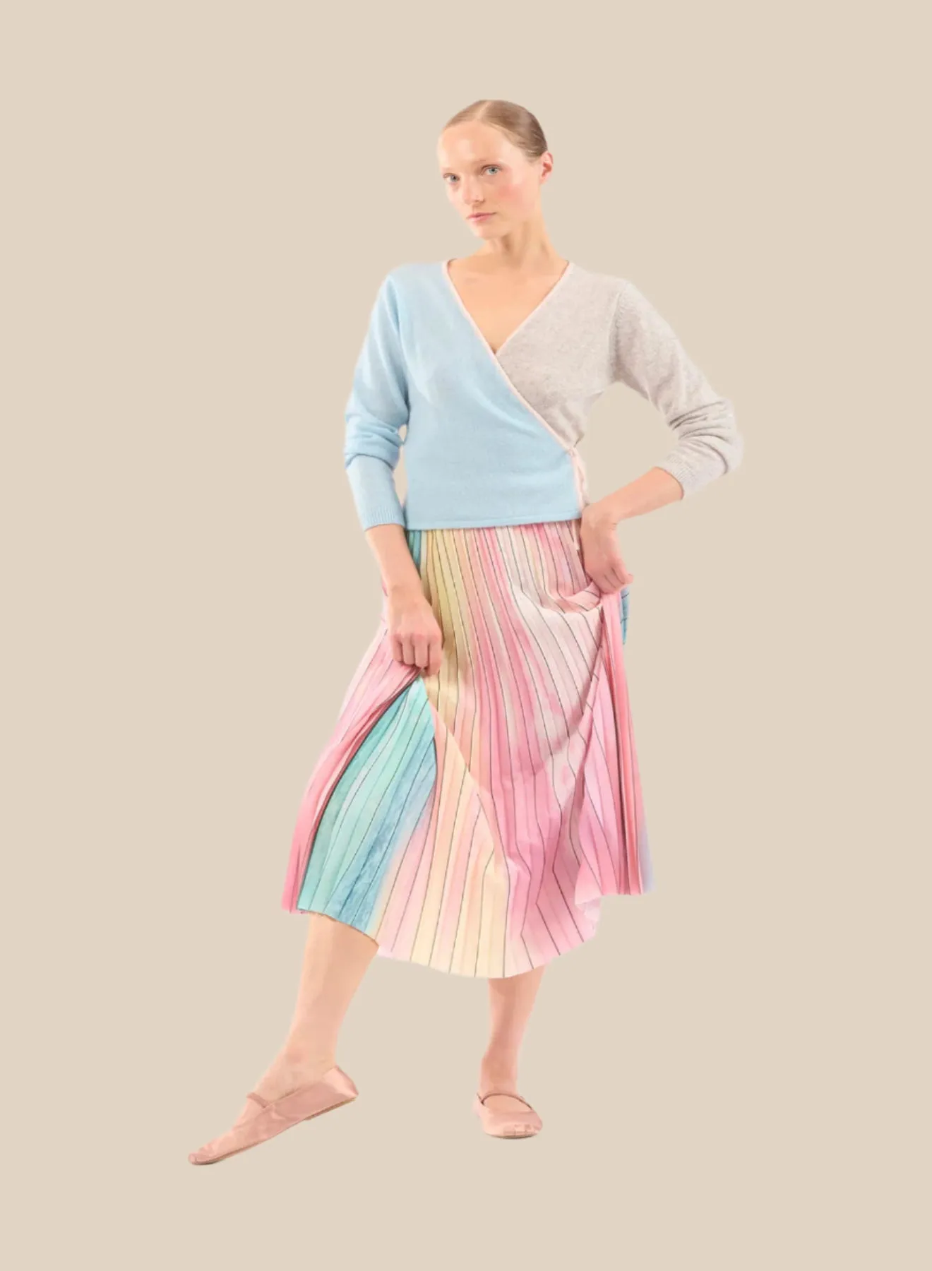 SCATTERED CLOUDS PLEATED SKIRT