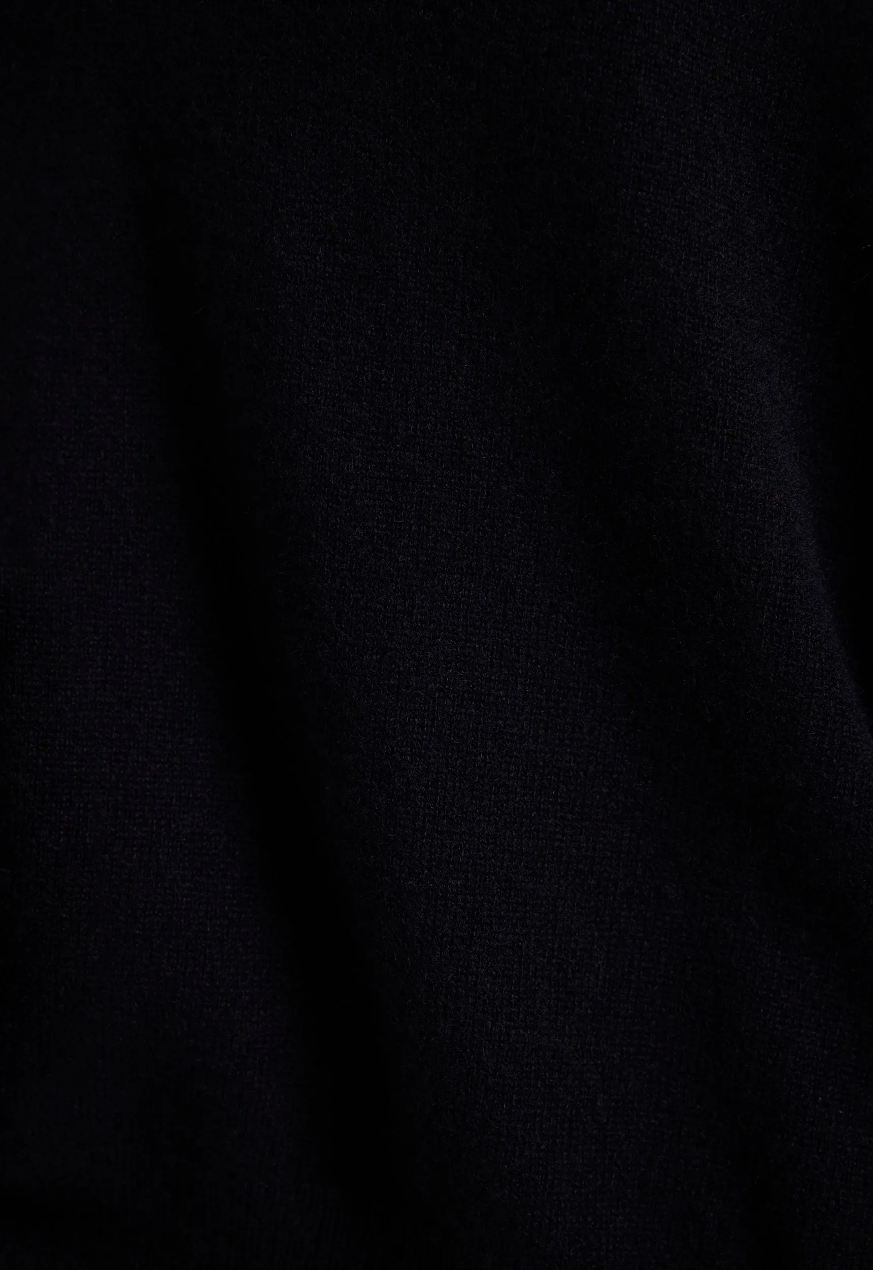 Sharpo Cashmere Sweater - Black